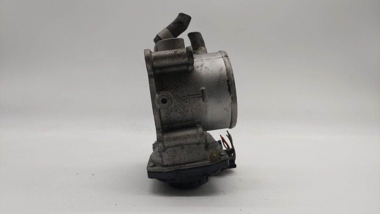 2011-2018 Hyundai Elantra Throttle Body P/N:35100-2E000 Fits Fits 2011 2012 2013 2014 2015 2016 2017 2018 2019 OEM Used Auto