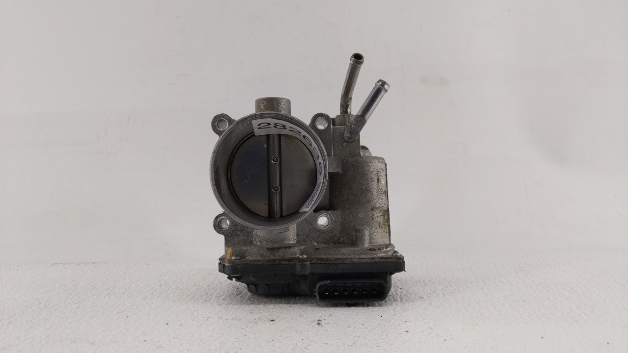 2011-2018 Hyundai Elantra Throttle Body P/N:35100-2E000 Fits Fits 2011 2012 2013 2014 2015 2016 2017 2018 2019 OEM Used Auto