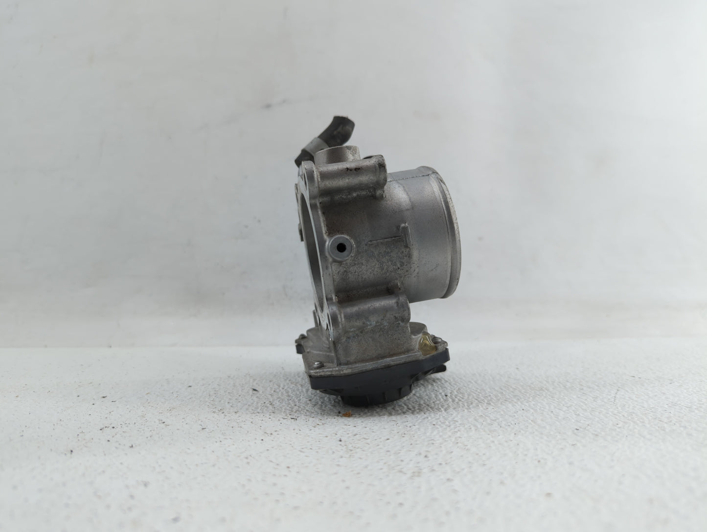 2011-2018 Hyundai Elantra Throttle Body P/N:35100-2E710 35100-2E000 Fits Fits 2011 2012 2013 2014 2015 2016 2017 2018 2019 O