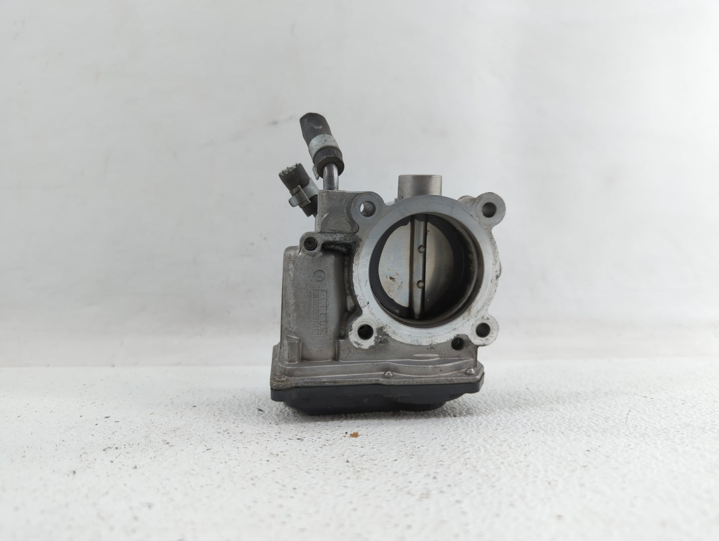 2011-2018 Hyundai Elantra Throttle Body P/N:35100-2E710 35100-2E000 Fits Fits 2011 2012 2013 2014 2015 2016 2017 2018 2019 O