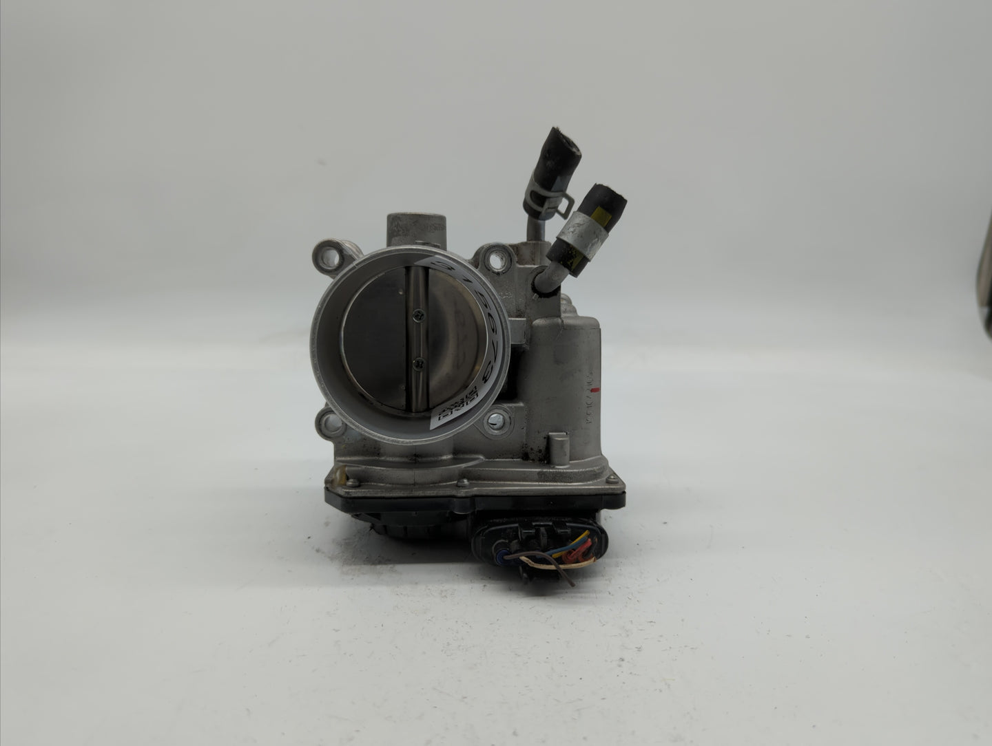 2011-2018 Hyundai Elantra Throttle Body P/N:35100-2E710 35100-2E000 Fits Fits 2011 2012 2013 2014 2015 2016 2017 2018 2019 O