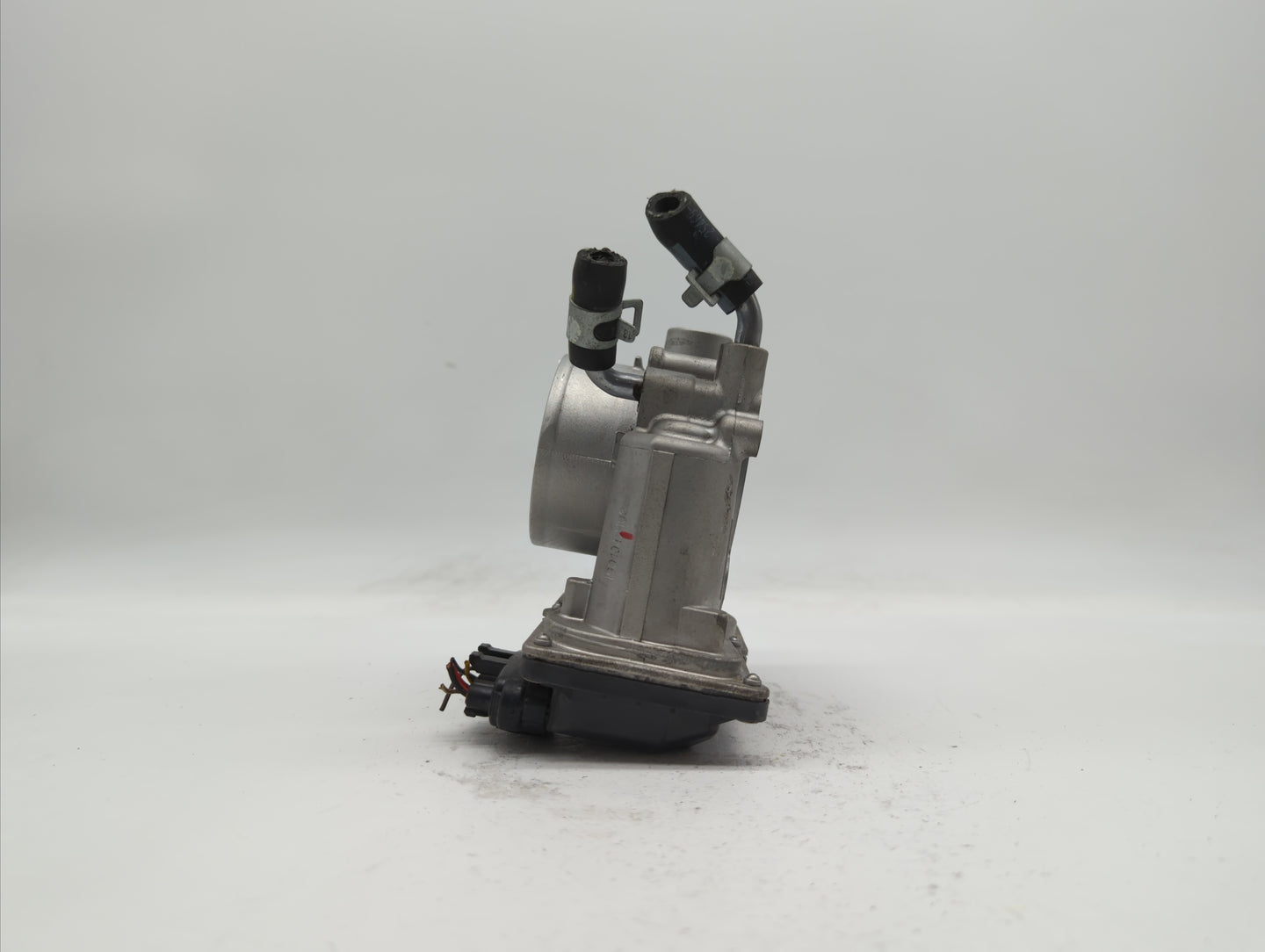 2011-2018 Hyundai Elantra Throttle Body P/N:35100-2E710 35100-2E000 Fits Fits 2011 2012 2013 2014 2015 2016 2017 2018 2019 O