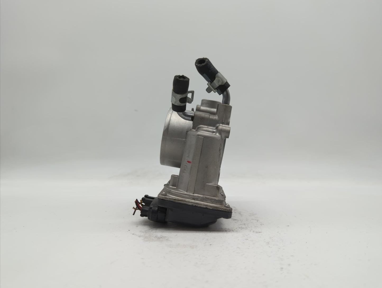 2011-2018 Hyundai Elantra Throttle Body P/N:35100-2E710 35100-2E000 Fits Fits 2011 2012 2013 2014 2015 2016 2017 2018 2019 O