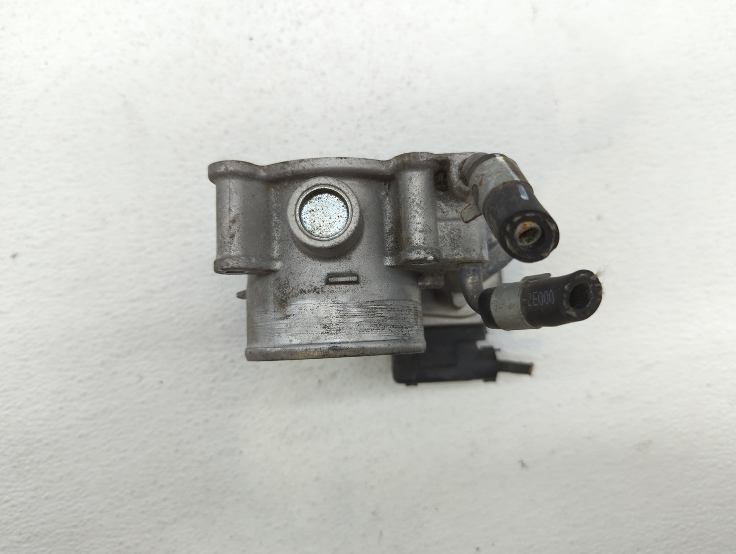 2011-2018 Hyundai Elantra Throttle Body P/N:35100-2E000 1302150124 Fits Fits 2011 2012 2013 2014 2015 2016 2017 2018 2019 OE