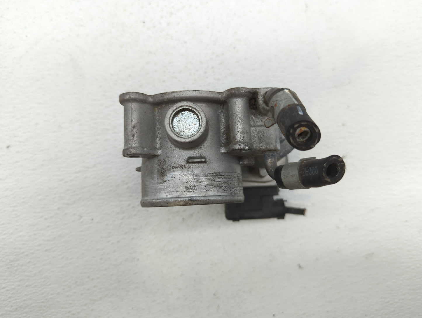 2011-2018 Hyundai Elantra Throttle Body P/N:35100-2E000 1302150124 Fits Fits 2011 2012 2013 2014 2015 2016 2017 2018 2019 OE