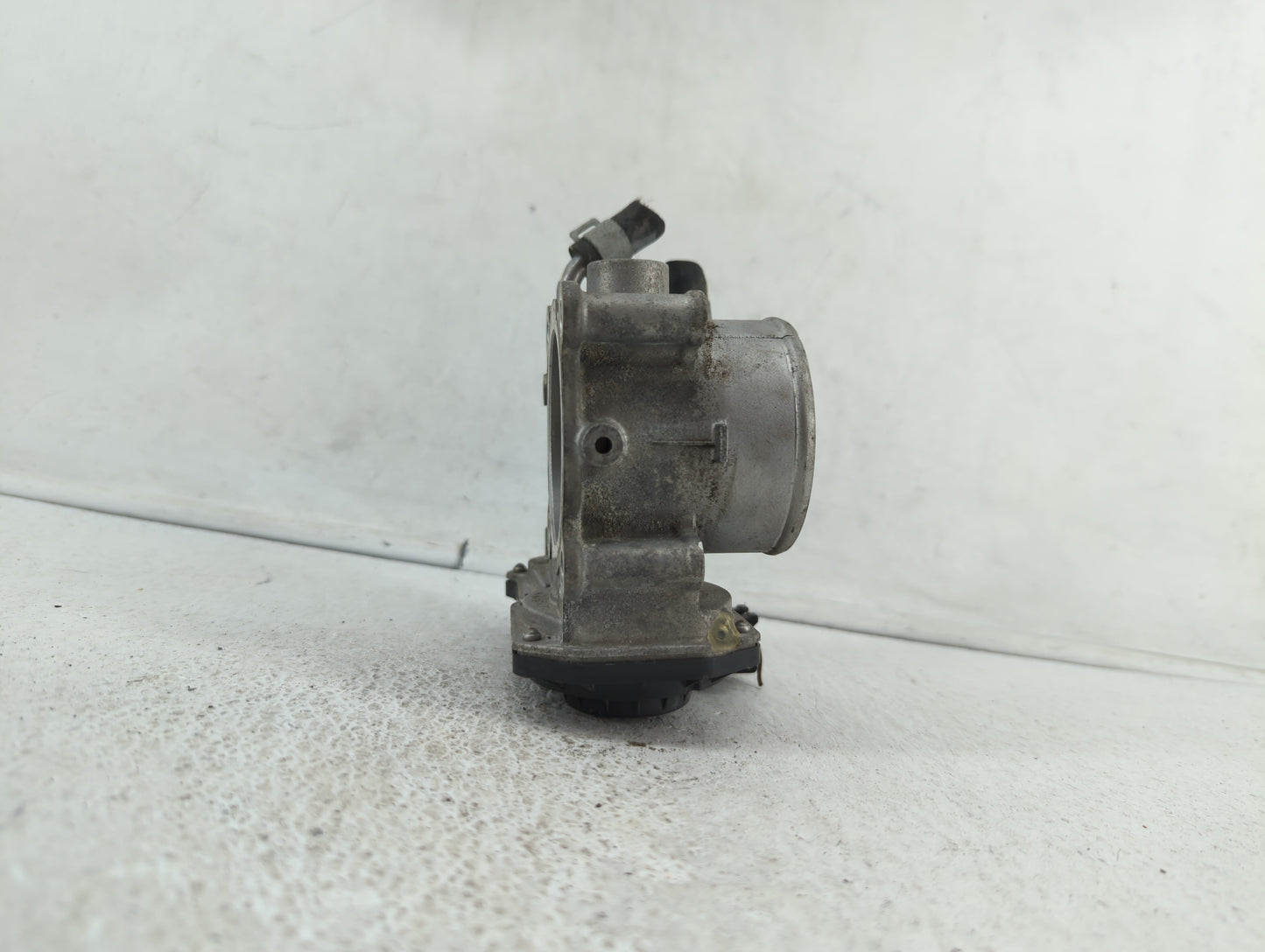 2011-2018 Hyundai Elantra Throttle Body P/N:35100-2E000 1302150124 Fits Fits 2011 2012 2013 2014 2015 2016 2017 2018 2019 OE
