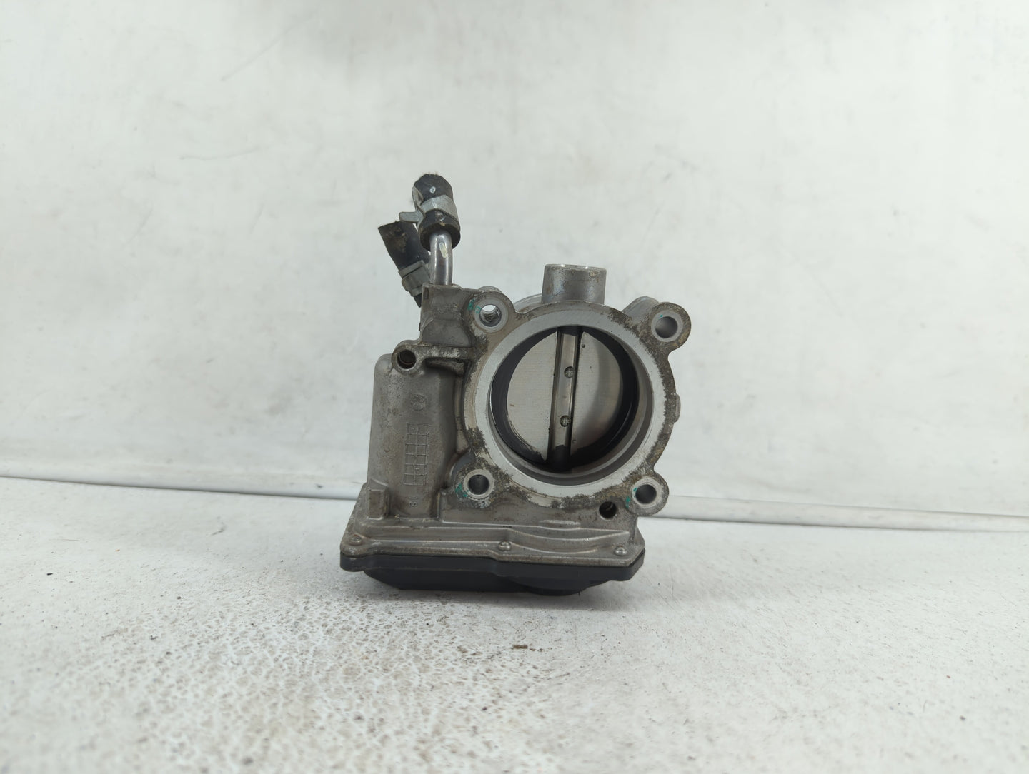 2011-2018 Hyundai Elantra Throttle Body P/N:35100-2E000 1302150124 Fits Fits 2011 2012 2013 2014 2015 2016 2017 2018 2019 OE