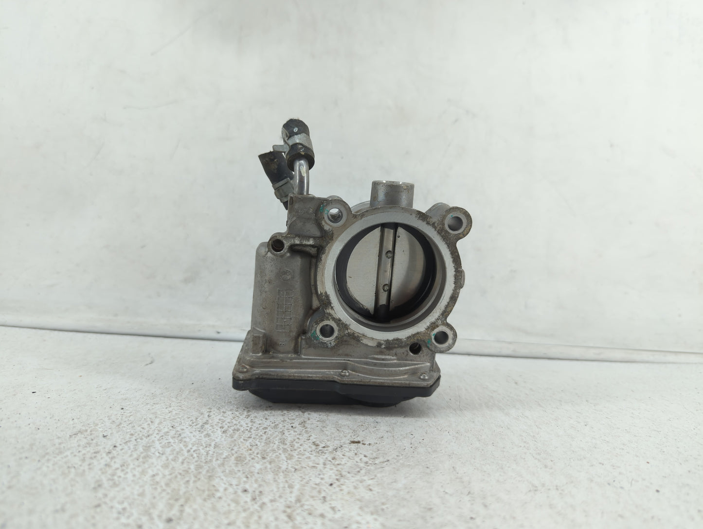 2011-2018 Hyundai Elantra Throttle Body P/N:35100-2E000 1302150124 Fits Fits 2011 2012 2013 2014 2015 2016 2017 2018 2019 OE
