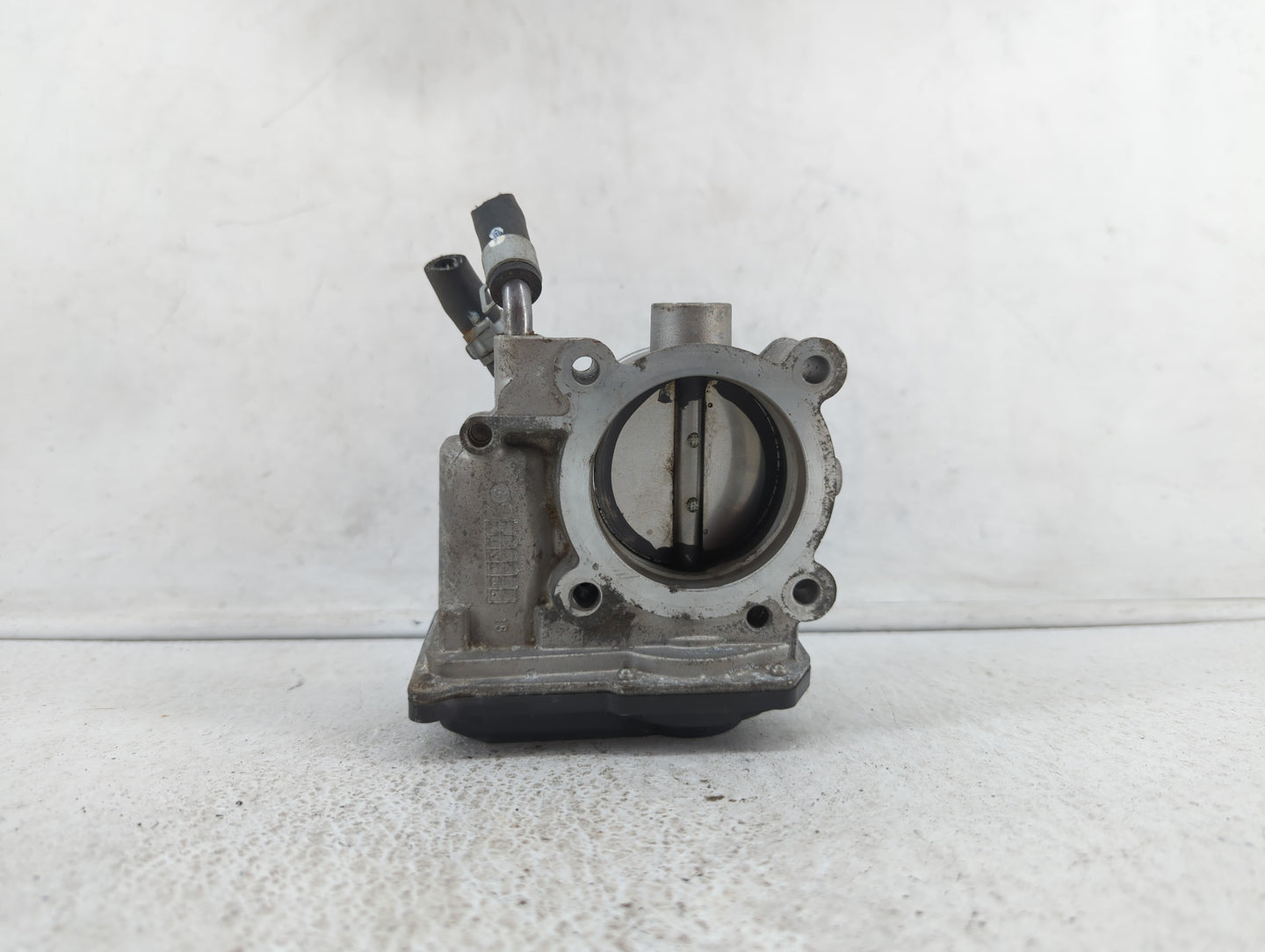 2011-2018 Hyundai Elantra Throttle Body P/N:35100-2E000 1302150124 Fits Fits 2011 2012 2013 2014 2015 2016 2017 2018 2019 OE