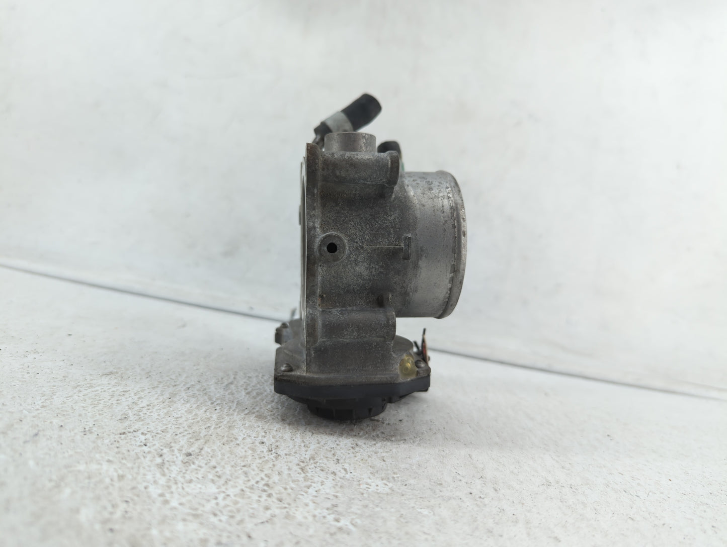 2011-2018 Hyundai Elantra Throttle Body P/N:35100-2E000 1302150124 Fits Fits 2011 2012 2013 2014 2015 2016 2017 2018 2019 OE
