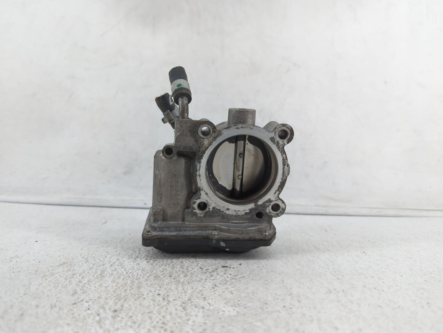 2011-2018 Hyundai Elantra Throttle Body P/N:35100-2E000 1302150124 Fits Fits 2011 2012 2013 2014 2015 2016 2017 2018 2019 OE