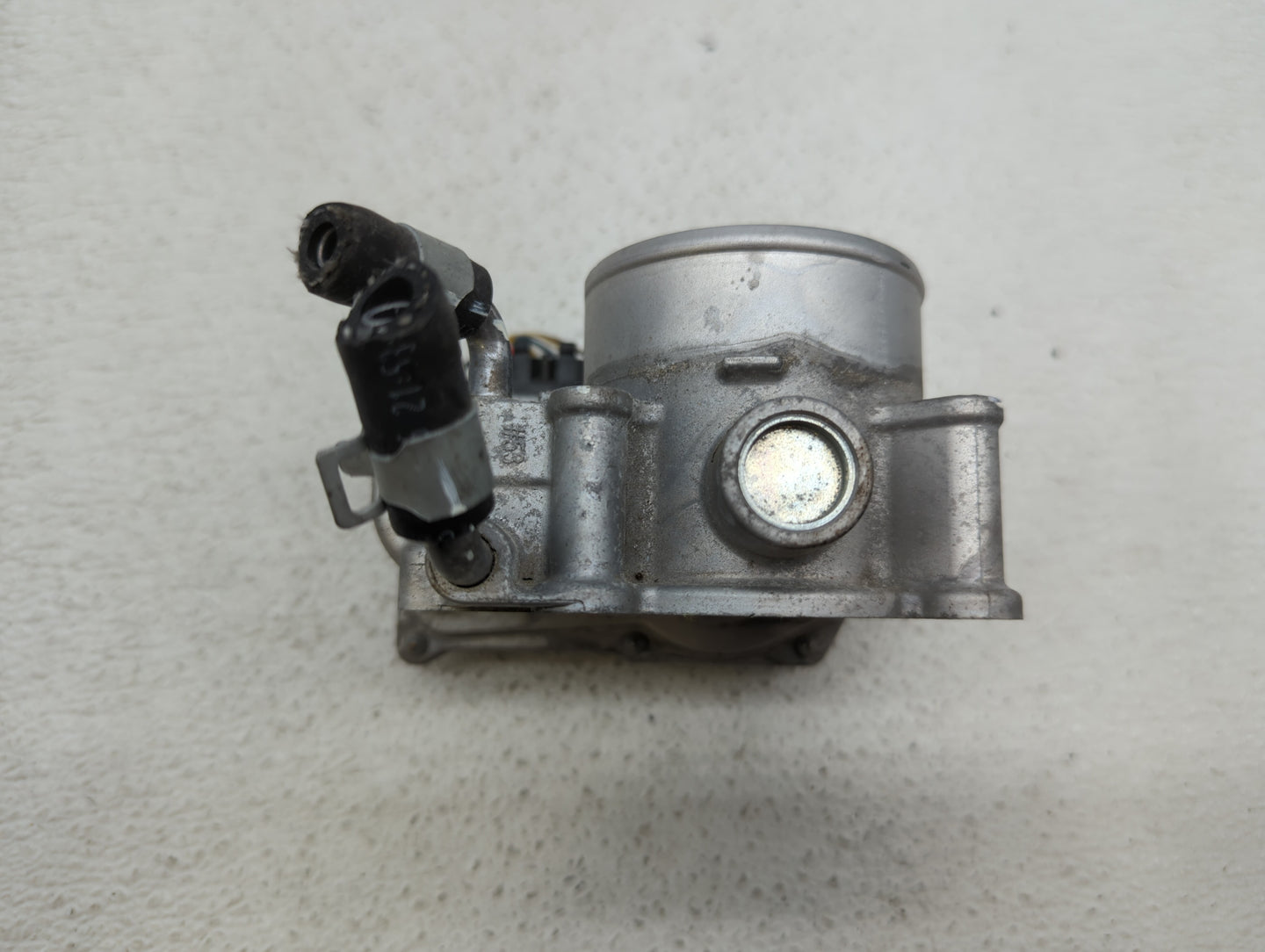 2011-2018 Hyundai Elantra Throttle Body P/N:35100-2E000 1302150124 Fits Fits 2011 2012 2013 2014 2015 2016 2017 2018 2019 OE