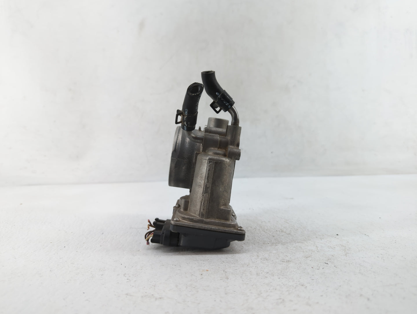 2011-2020 Hyundai Elantra Throttle Body P/N:35100-2E000 1302150124 Fits OEM Used Auto Parts - Oemusedautoparts1.com