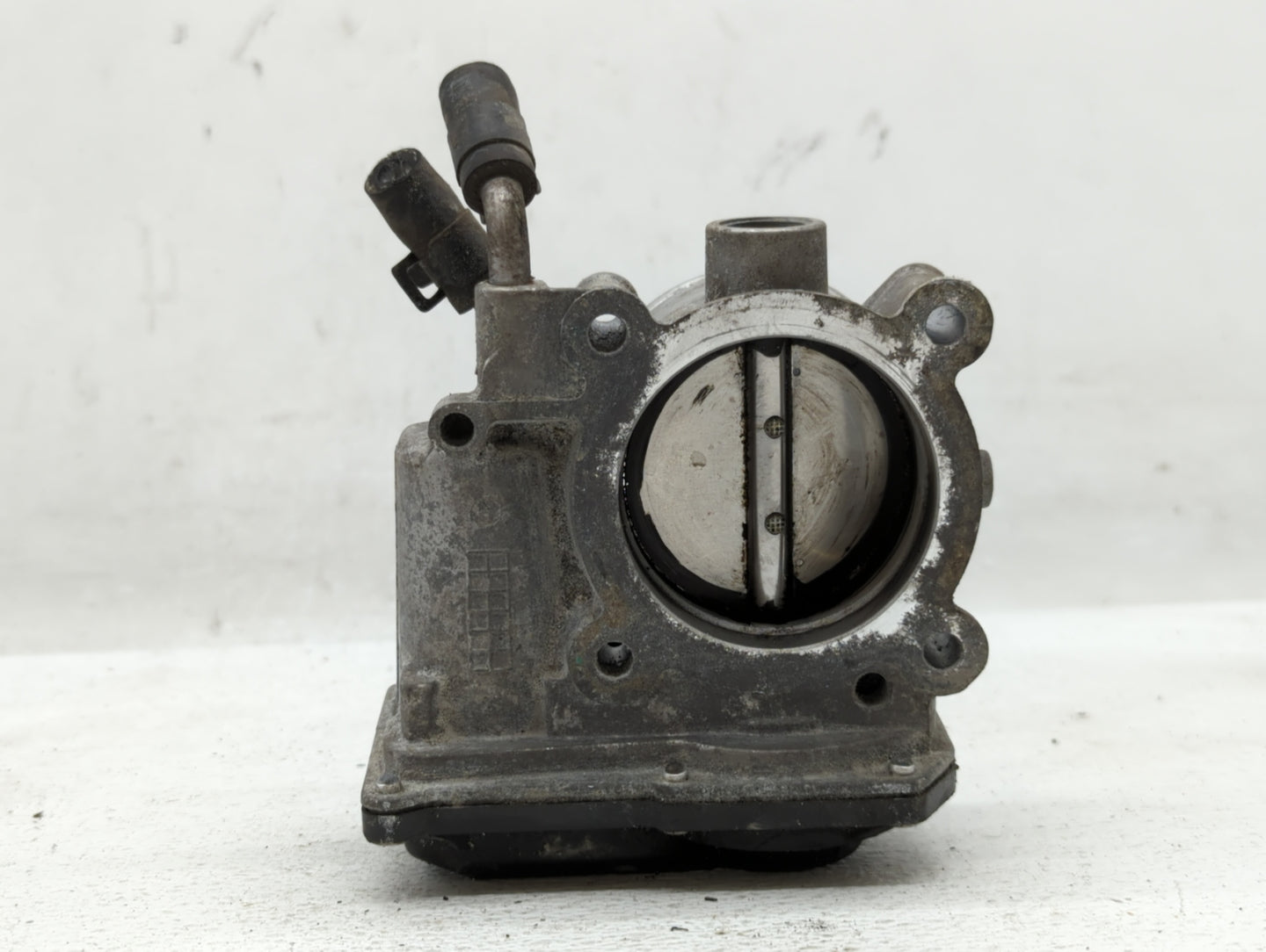 2011-2020 Hyundai Elantra Throttle Body P/N:35100-2E000 35100-2E710 Fits OEM Used Auto Parts - Oemusedautoparts1.com