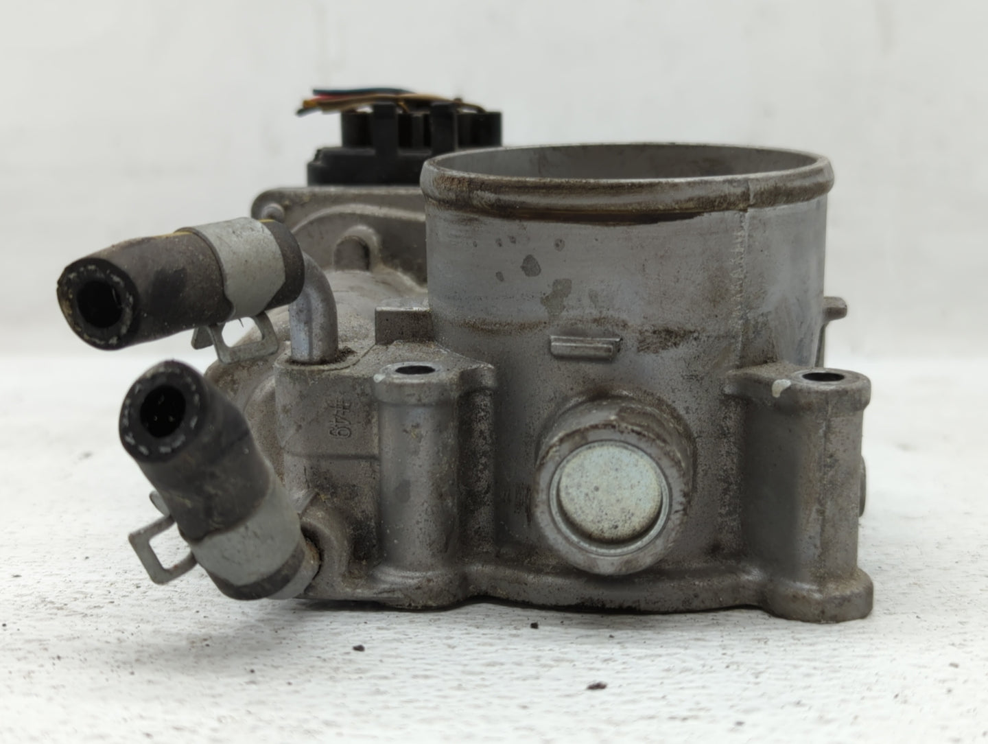 2011-2020 Hyundai Elantra Throttle Body P/N:35100-2E000 35100-2E710 Fits OEM Used Auto Parts - Oemusedautoparts1.com