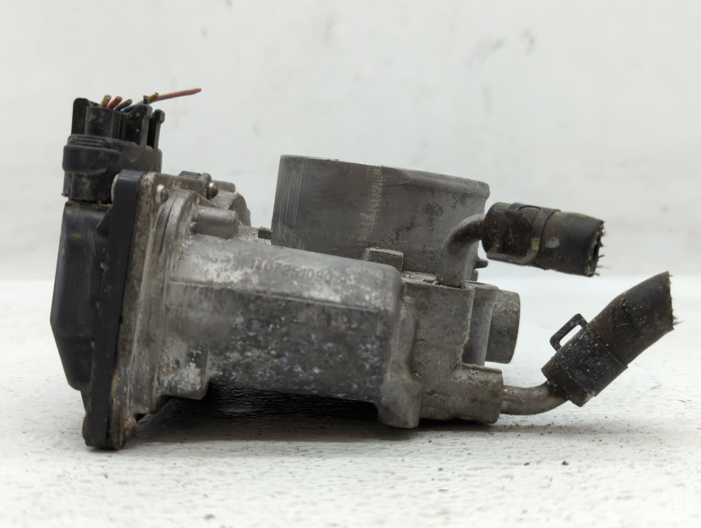 2011-2020 Hyundai Elantra Throttle Body P/N:35100-2E000 35100-2E710 Fits OEM Used Auto Parts - Oemusedautoparts1.com