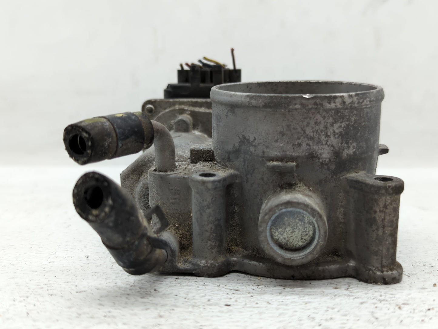 2011-2020 Hyundai Elantra Throttle Body P/N:35100-2E000 35100-2E710 Fits OEM Used Auto Parts - Oemusedautoparts1.com