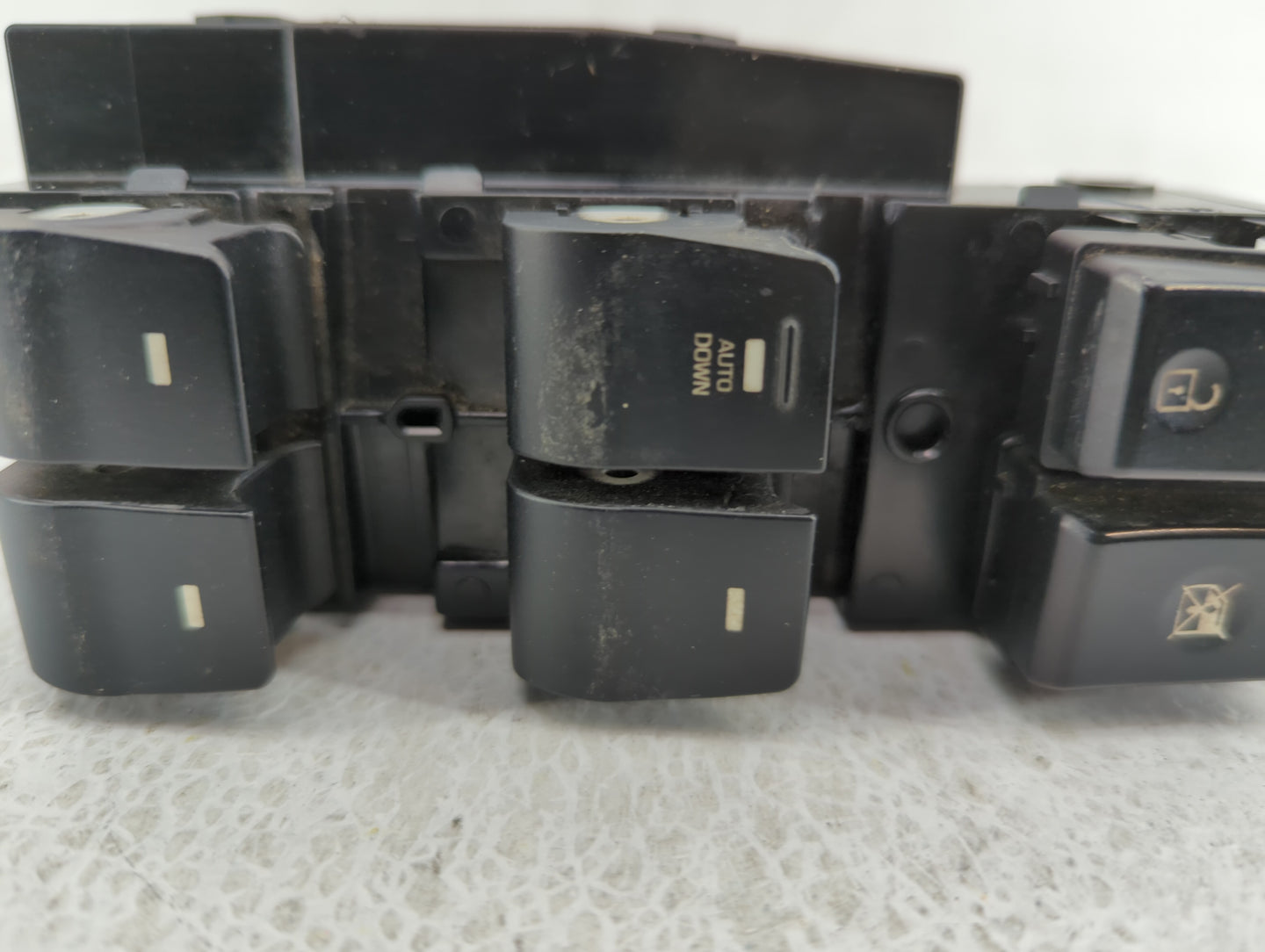 2017-2020 Hyundai Elantra Master Power Window Switch Replacement Driver Side Left P/N:93570-F2100 93570-3X030 Fits OEM Used 