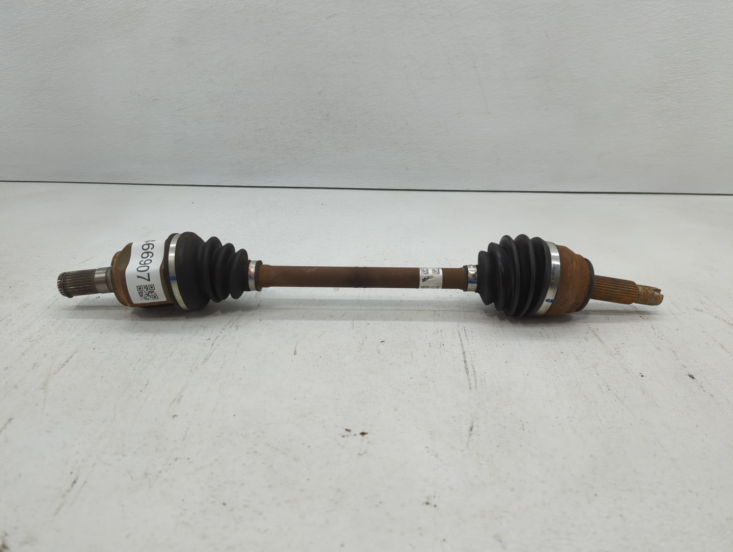 2017-2020 Hyundai Elantra Axle Shaft Front Driver Cv C/v - Oemusedautoparts1.com