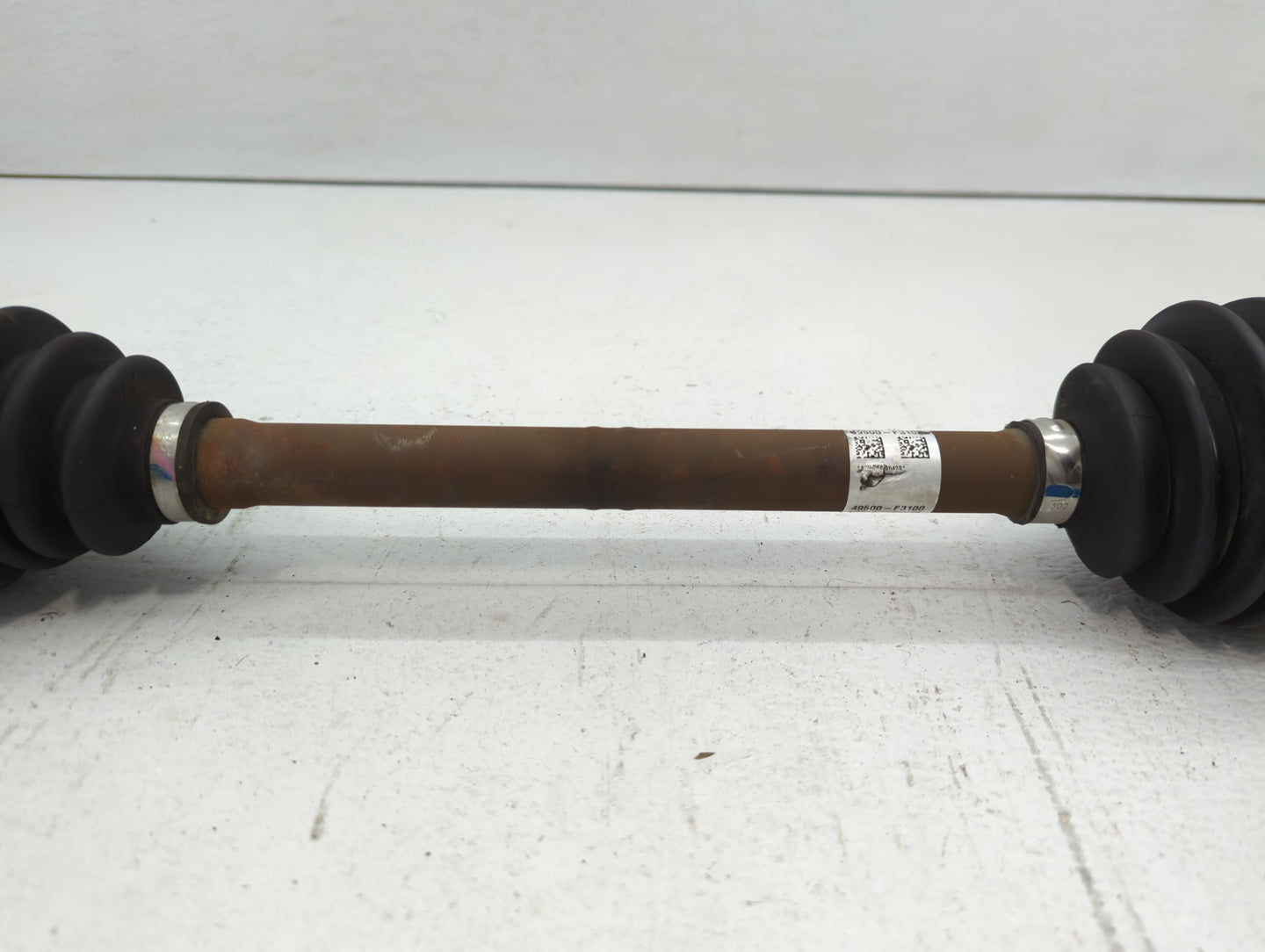 2017-2020 Hyundai Elantra Axle Shaft Front Driver Cv C/v - Oemusedautoparts1.com