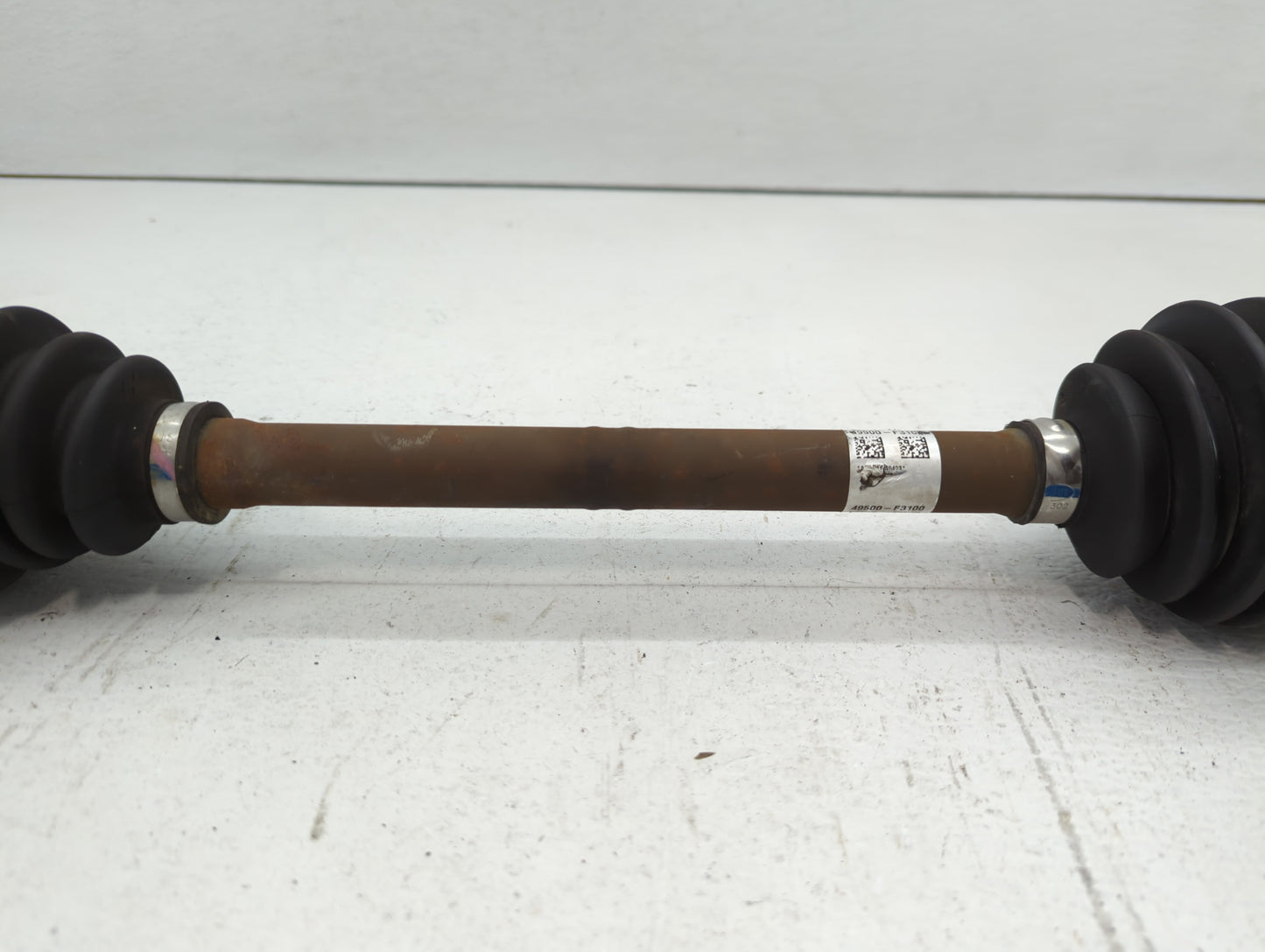 2017-2020 Hyundai Elantra Axle Shaft Front Driver Cv C/v - Oemusedautoparts1.com