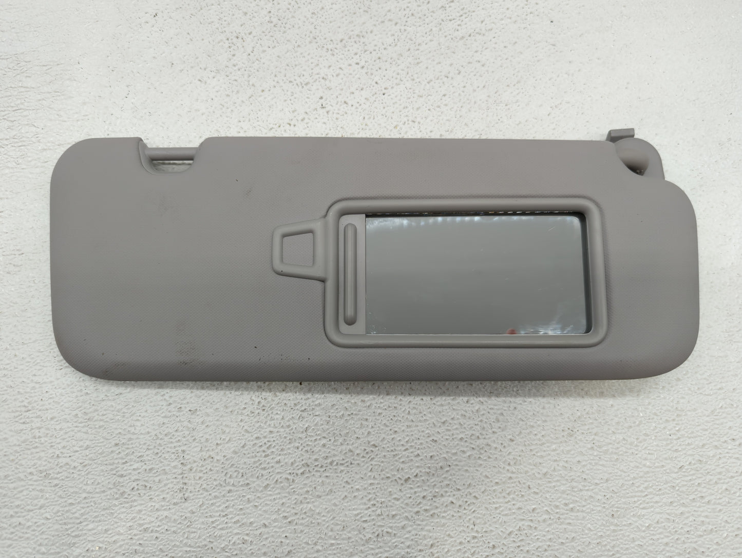 2017-2020 Hyundai Elantra Sun Visor Shade Replacement Passenger Right Mirror Fits Fits 2017 2018 2019 2020 OEM Used Auto Par