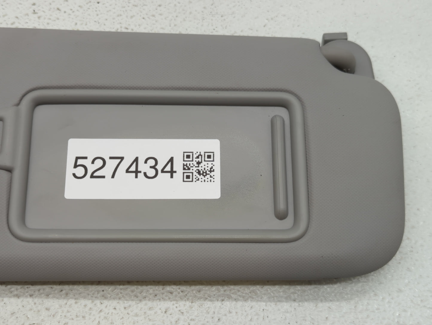 2017-2020 Hyundai Elantra Sun Visor Shade Replacement Passenger Right Mirror Fits Fits 2017 2018 2019 2020 OEM Used Auto Par