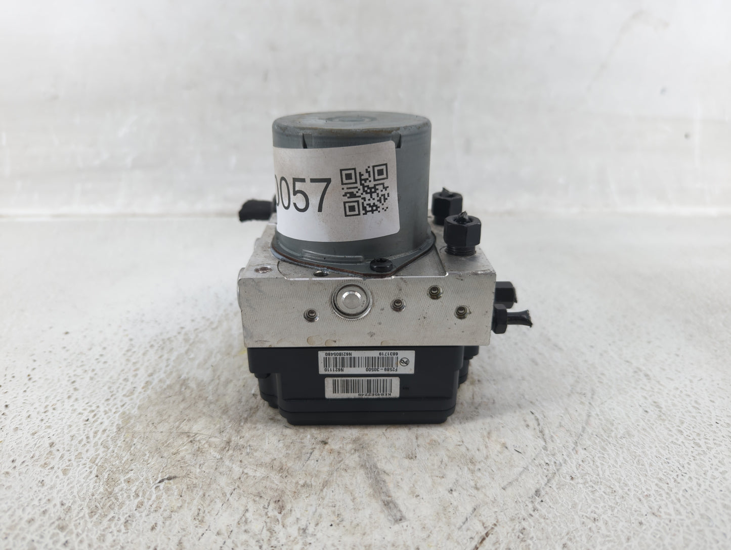 2017-2019 Hyundai Elantra ABS Pump Control Module Replacement P/N:61589-45200 Fits Fits 2017 2018 2019 OEM Used Auto Parts -