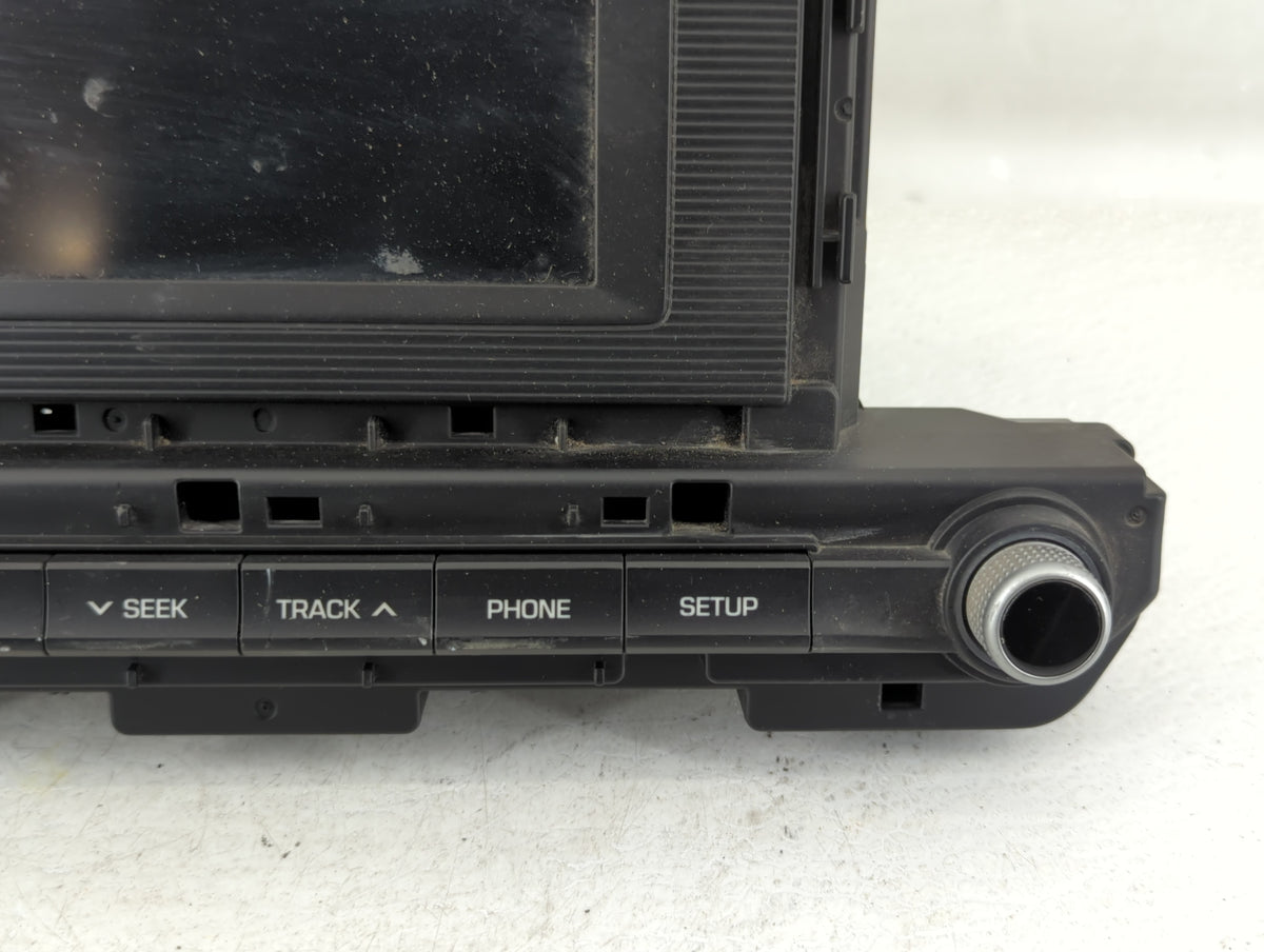 2019-2020 Hyundai Elantra Am Fm Cd Player Radio Receiver 548933 - Oemusedautoparts1.com