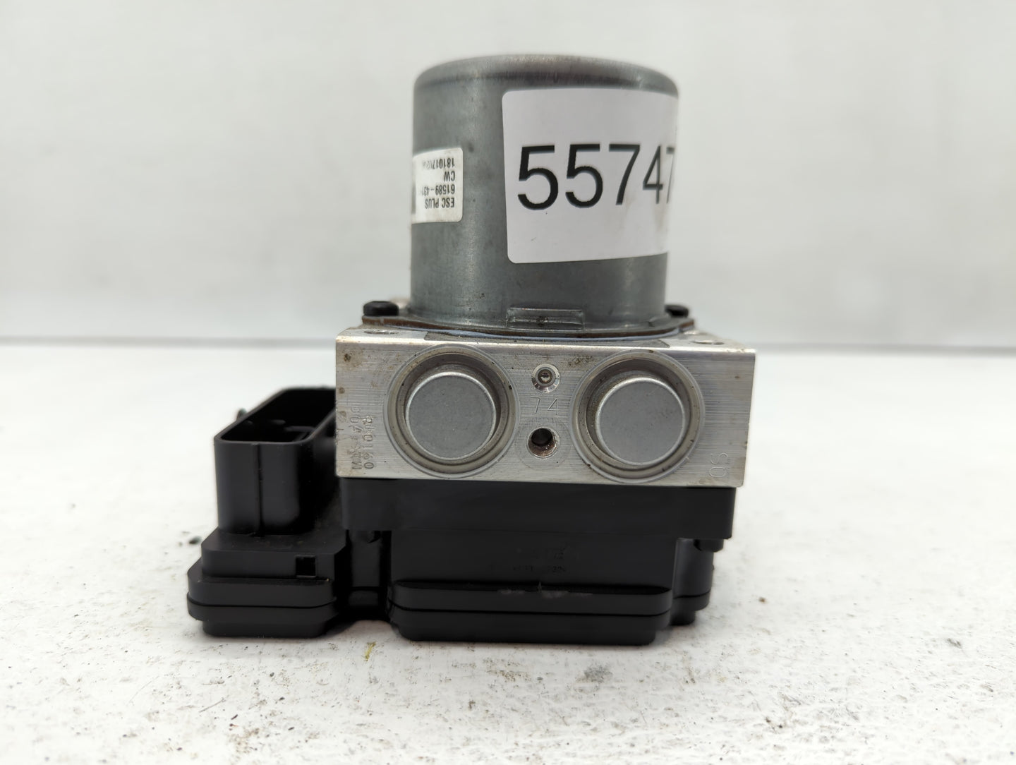 2019 Hyundai Elantra ABS Pump Control Module Replacement P/N:58900-F2510 58910-F2510, 61589-43100 Fits OEM Used Auto Parts -
