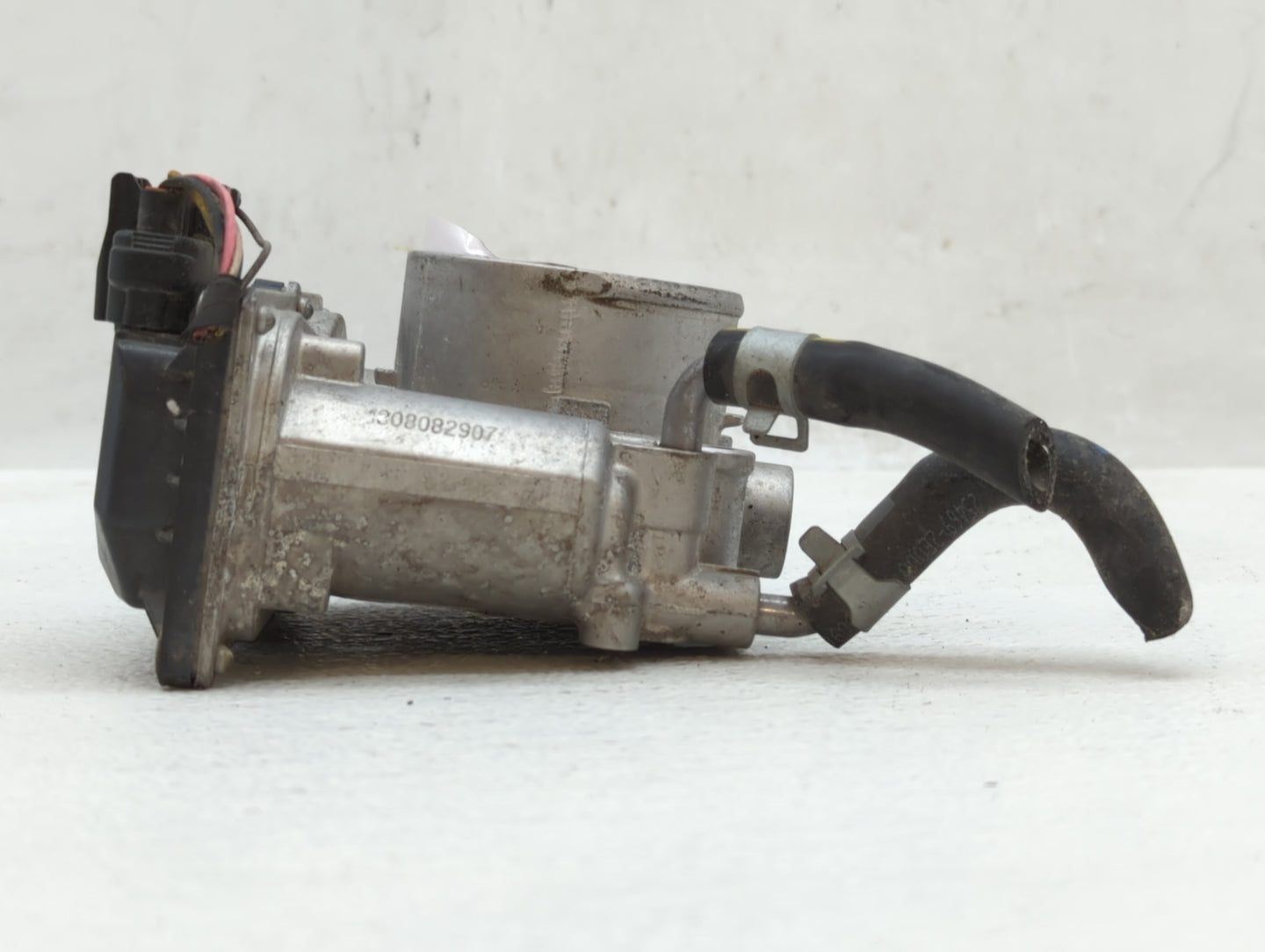 2011-2020 Hyundai Elantra Throttle Body P/N:35100-2E000 Fits Fits 2011 2012 2013 2014 2015 2016 2017 2018 2019 2020 2021 OEM