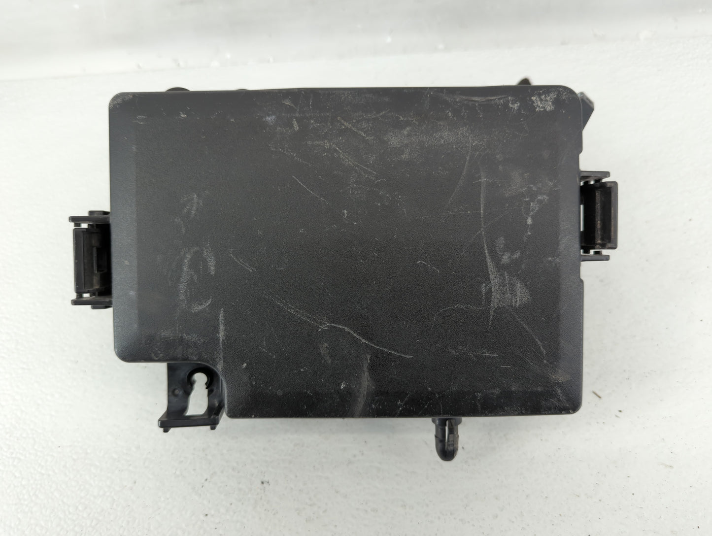 2017 Hyundai Elantra Fusebox Fuse Box Panel Relay Module P/N:91956-F2021 Fits OEM Used Auto Parts - Oemusedautoparts1.com