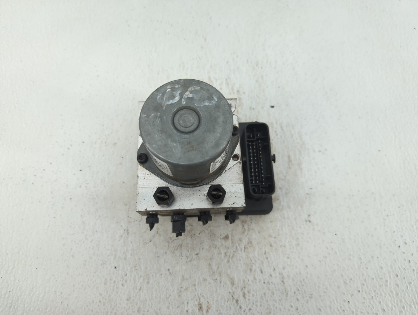 2017-2019 Hyundai Elantra ABS Pump Control Module Replacement P/N:58900-F2500 Fits Fits 2017 2018 2019 OEM Used Auto Parts -