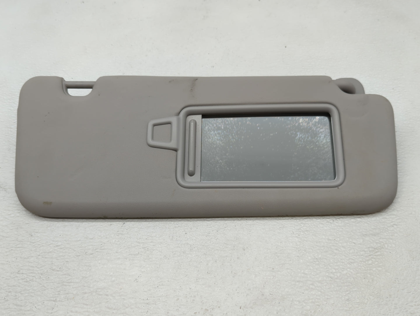 2018-2020 Hyundai Elantra Sun Visor Shade Replacement Passenger Right Mirror Fits Fits 2018 2019 2020 OEM Used Auto Parts - 