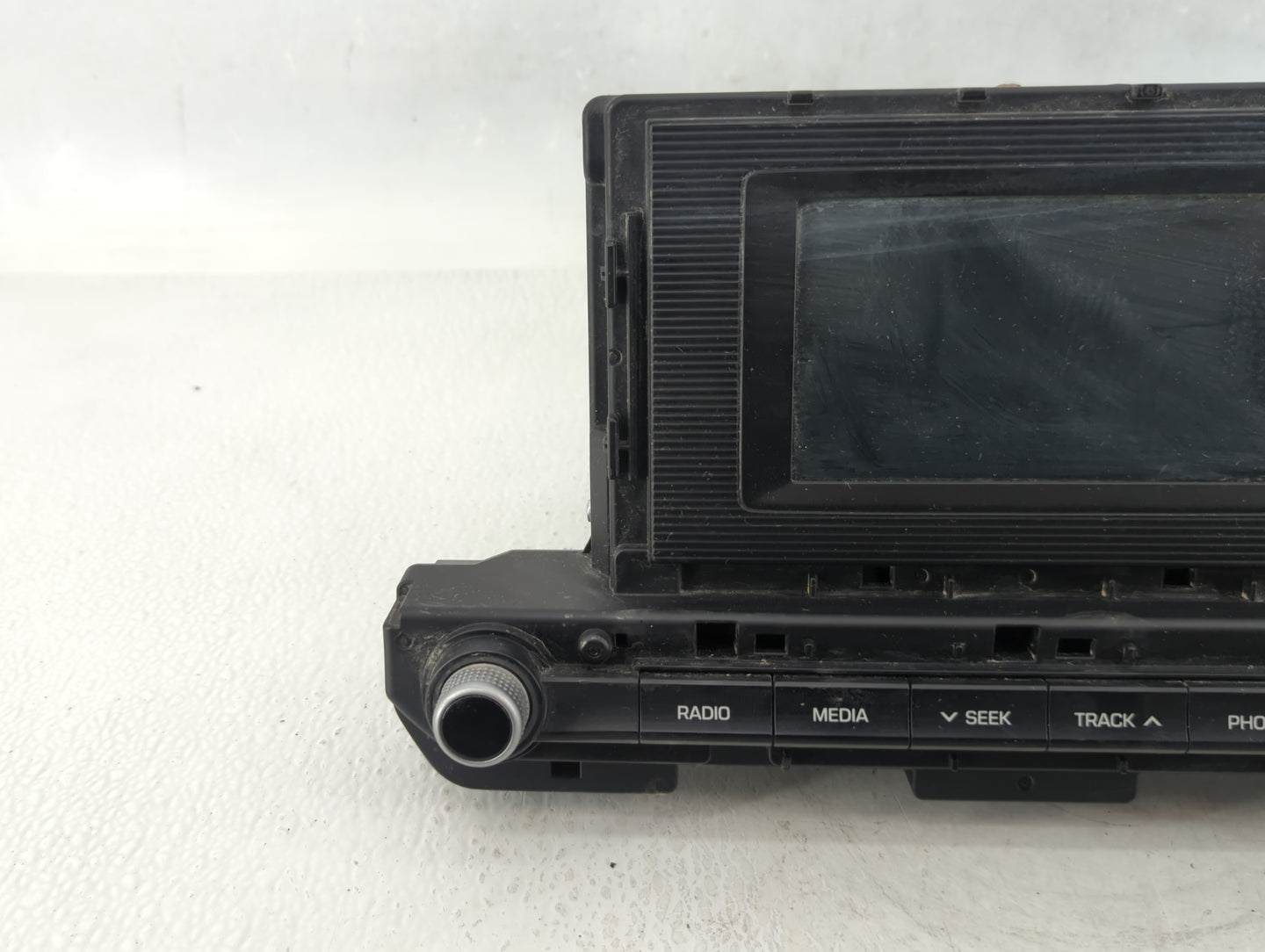 2019-2020 Hyundai Elantra Am Fm Cd Player Radio Receiver - Oemusedautoparts1.com