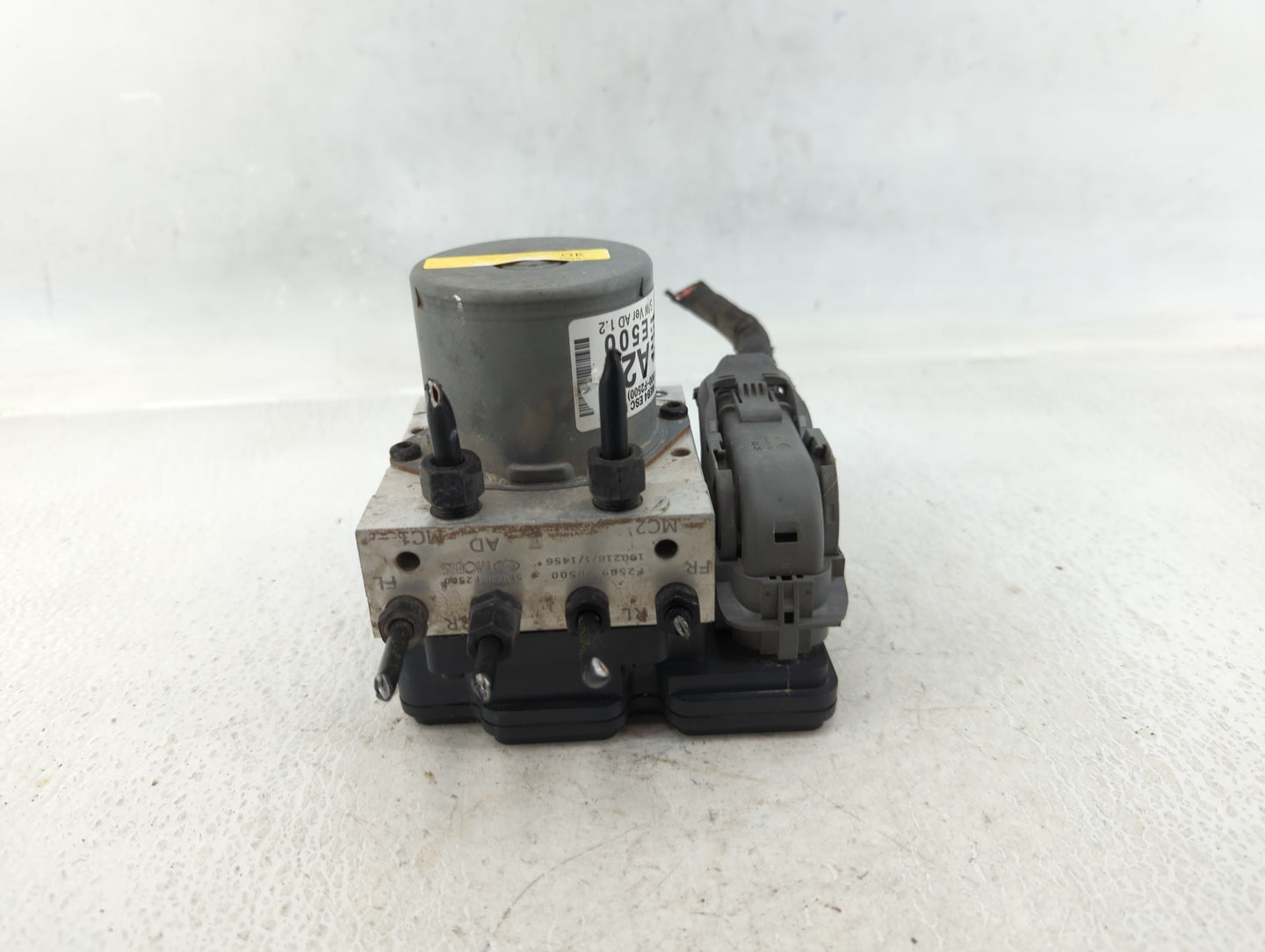 2017-2019 Hyundai Elantra ABS Pump Control Module Replacement P/N:61589-45200 Fits Fits 2017 2018 2019 OEM Used Auto Parts -