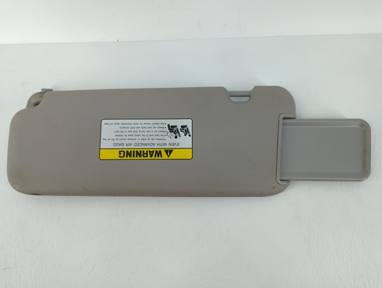 2017-2020 Hyundai Elantra Sun Visor Shade Replacement Passenger Right Mirror Fits Fits 2017 2018 2019 2020 OEM Used Auto Par