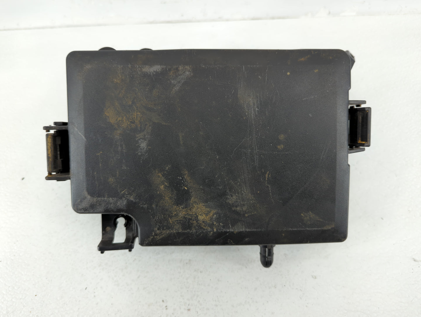 2019-2020 Hyundai Elantra Fusebox Fuse Box Panel Relay Module P/N:91260 F2300 Fits Fits 2019 2020 OEM Used Auto Parts - Oemu