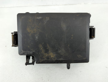 2019-2020 Hyundai Elantra Fusebox Fuse Box Panel Relay Module P/N:91260 F2300 Fits Fits 2019 2020 OEM Used Auto Parts - Oemu