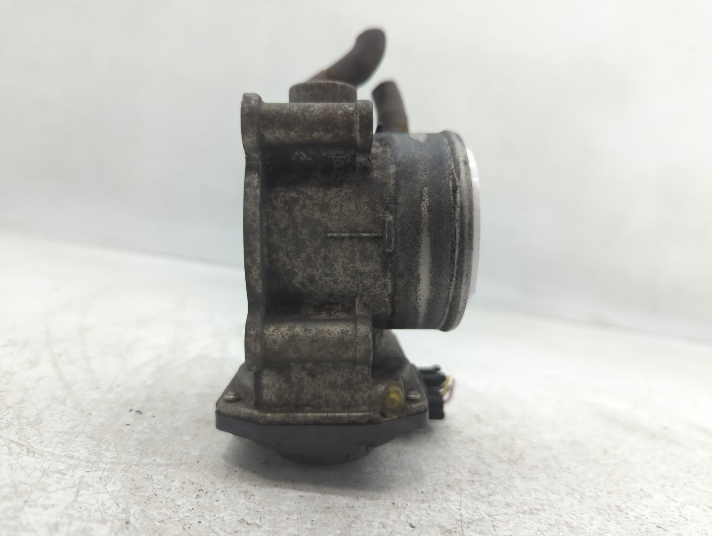 2011-2020 Hyundai Elantra Throttle Body P/N:1570 01N03 0006 35100 2E000 Fits OEM Used Auto Parts - Oemusedautoparts1.com
