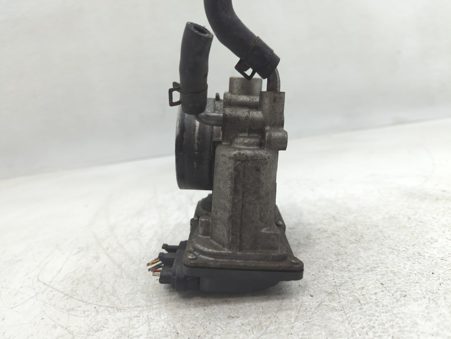 2011-2020 Hyundai Elantra Throttle Body P/N:1570 01N03 0006 35100 2E000 Fits OEM Used Auto Parts - Oemusedautoparts1.com