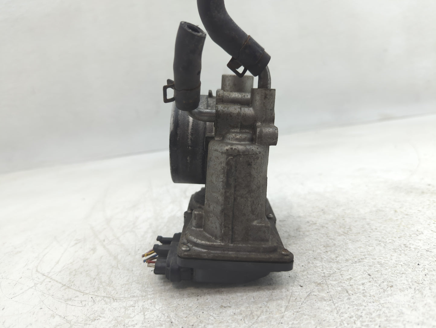 2011-2020 Hyundai Elantra Throttle Body P/N:1570 01N03 0006 35100 2E000 Fits OEM Used Auto Parts - Oemusedautoparts1.com