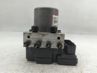 compare product 2019 Hyundai Elantra ABS Pump Control Module Replacement P/N:58910-F2510 F2589-22920 Fits OEM Used Auto Parts