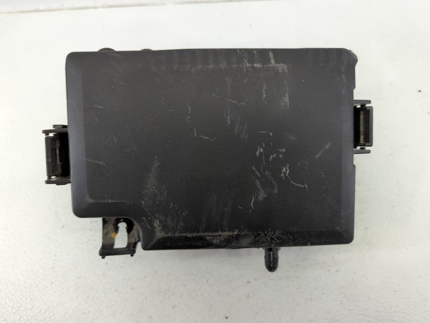 2019-2020 Hyundai Elantra Fusebox Fuse Box Panel Relay Module P/N:91956-F2025 Fits Fits 2019 2020 OEM Used Auto Parts - Oemu