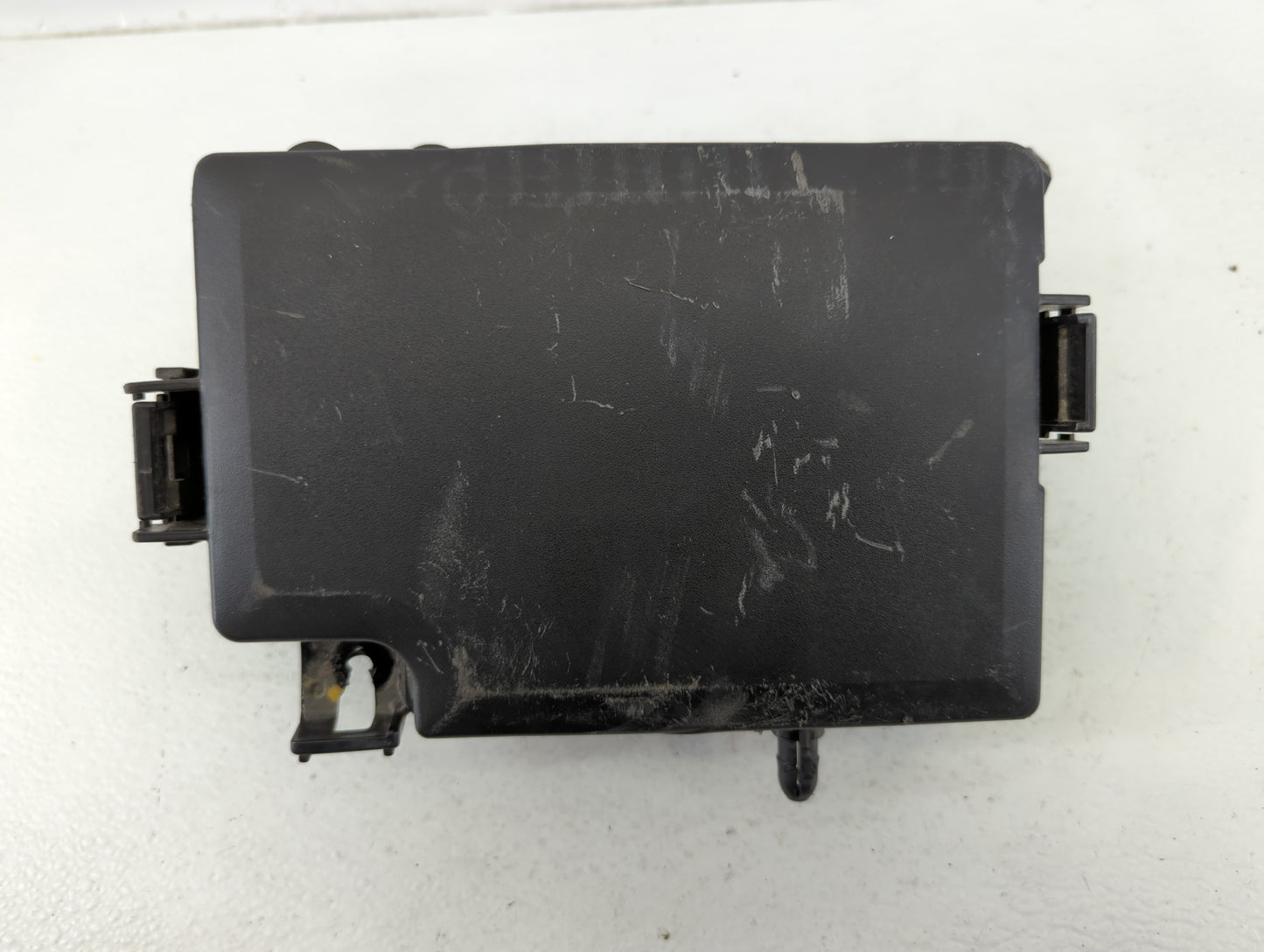 2019-2020 Hyundai Elantra Fusebox Fuse Box Panel Relay Module P/N:91956-F2025 Fits Fits 2019 2020 OEM Used Auto Parts - Oemu