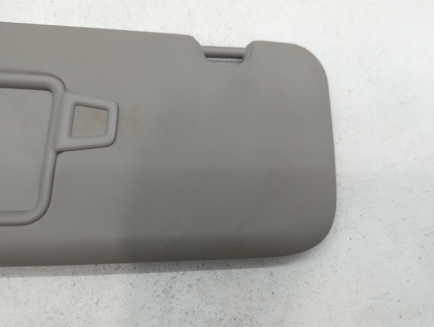 2017-2020 Hyundai Elantra Sun Visor Shade Replacement Passenger Right Mirror Fits Fits 2017 2018 2019 2020 OEM Used Auto Par