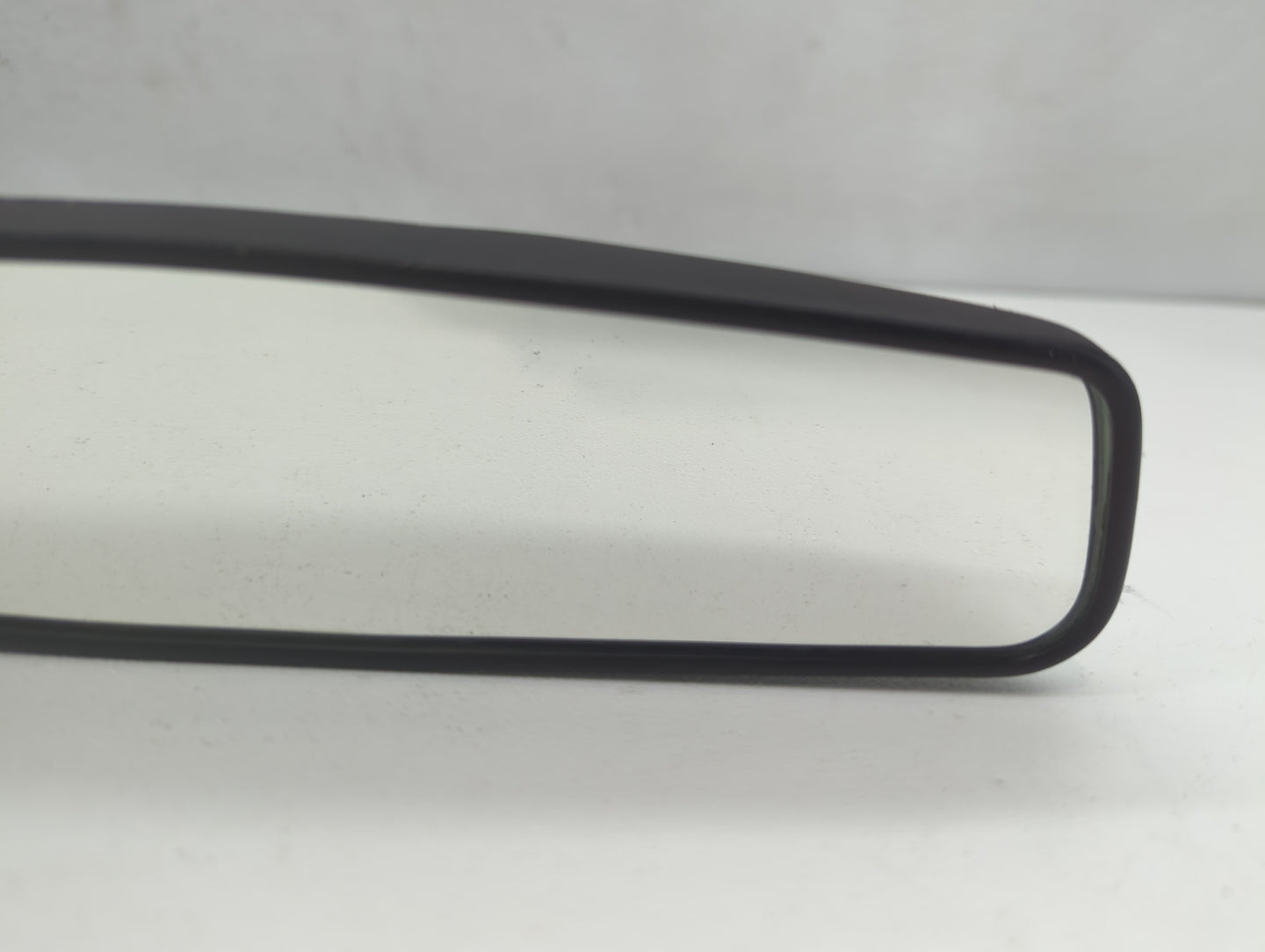 2011-2020 Hyundai Elantra Interior Rear View Mirror Replacement OEM P/N:E8011083 Fits OEM Used Auto Parts - Oemusedautoparts