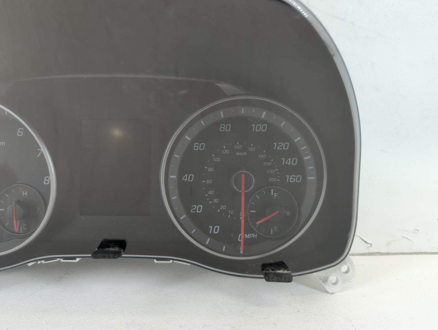 2019-2020 Hyundai Elantra Instrument Cluster Speedometer Gauges P/N:94071-F2060 Fits Fits 2019 2020 OEM Used Auto Parts - Oe