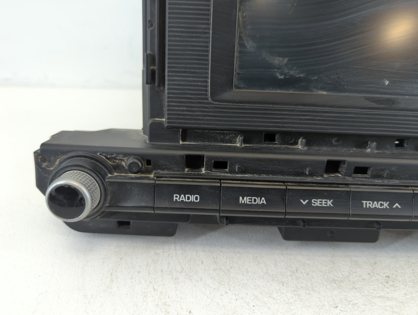 2019-2020 Hyundai Elantra Am Fm Cd Player Radio Receiver - Oemusedautoparts1.com