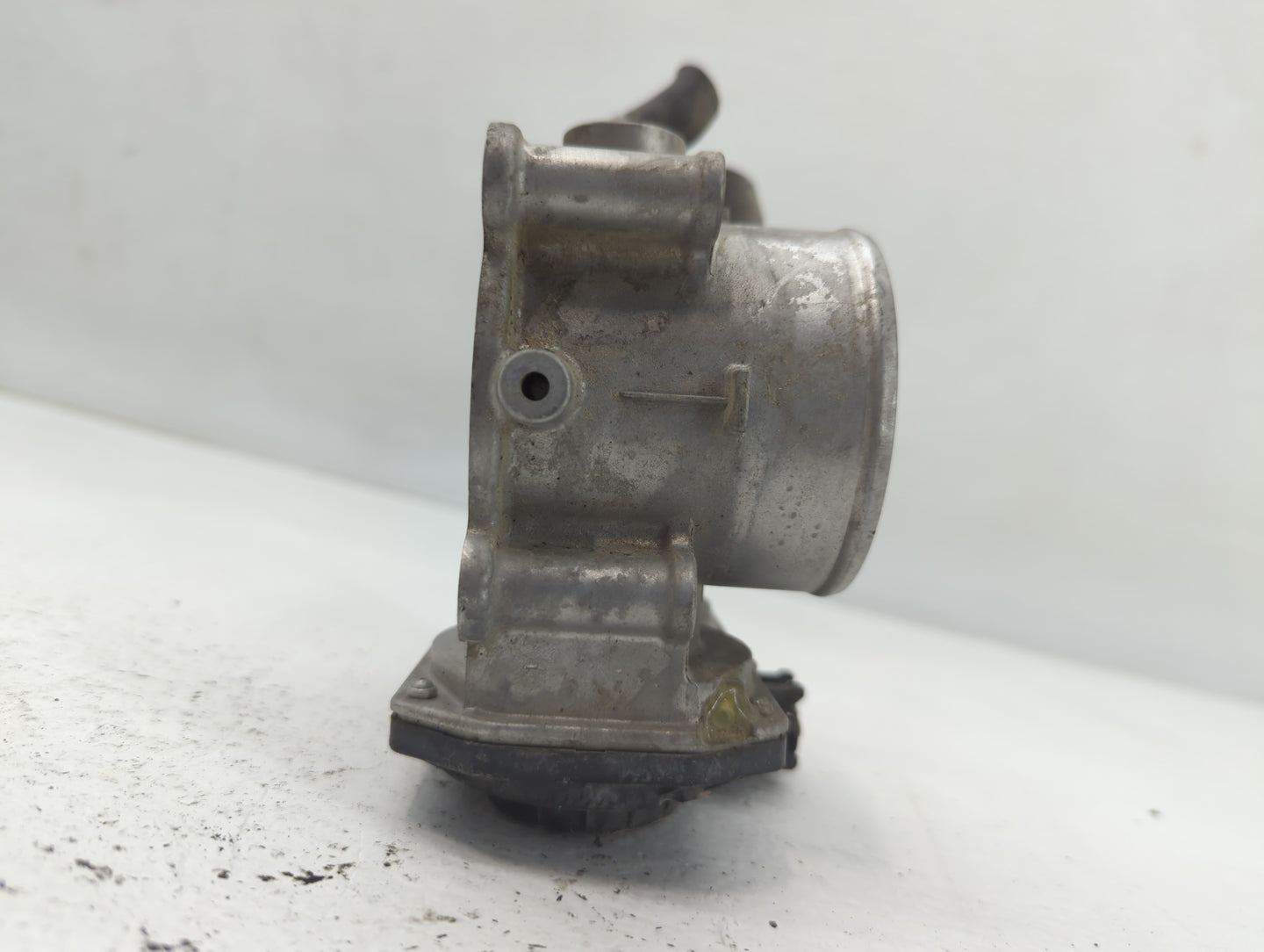 2011-2020 Hyundai Elantra Throttle Body P/N:5323-12B14 35100-2E000 Fits OEM Used Auto Parts - Oemusedautoparts1.com